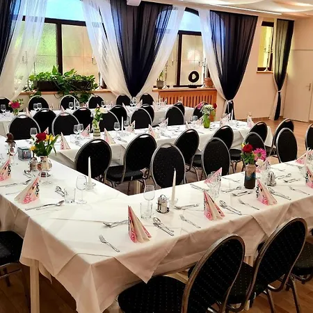 Hotel Kaiser Franz Josef Rohr im Gebirge