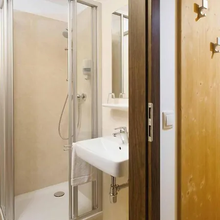 Kaiser Franz Josef 3* Rohr im Gebirge