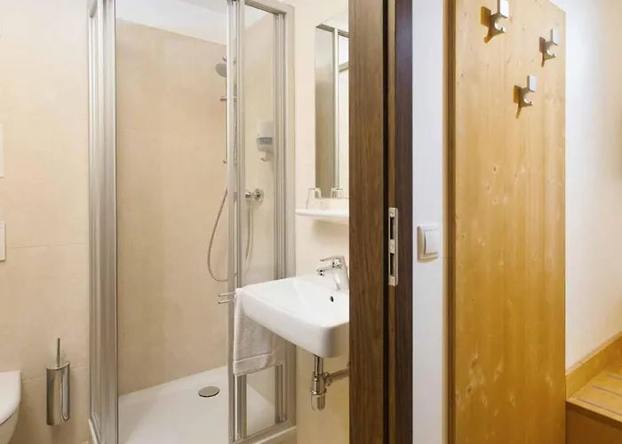 Kaiser Franz Josef 3* Rohr im Gebirge