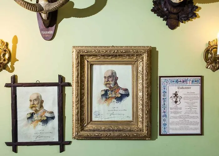 Kaiser Franz Josef Hotel Rohr im Gebirge